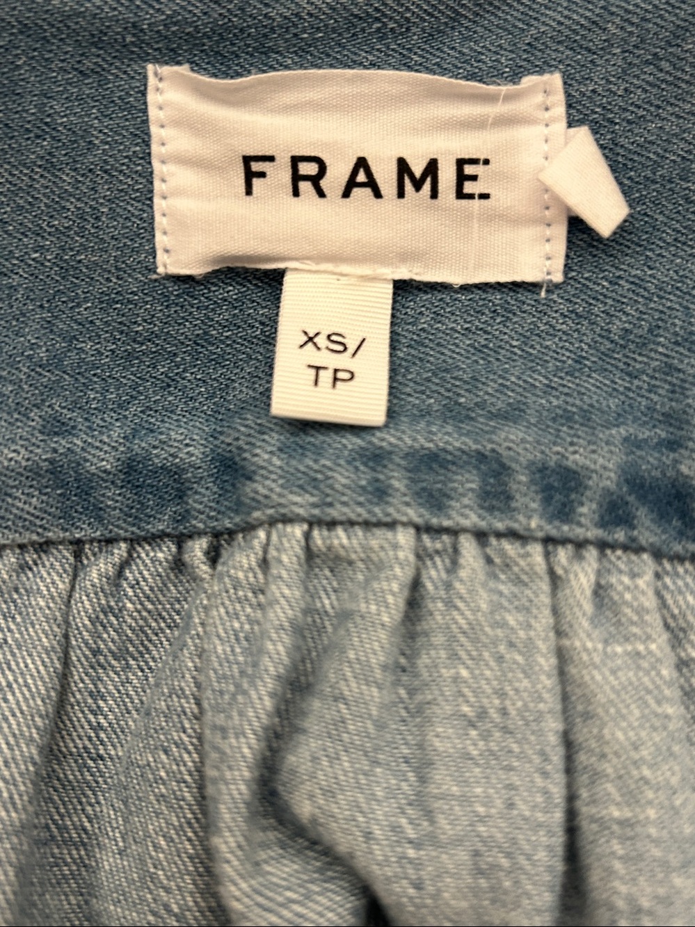 Frame Gillian Denim Short Puff Sleeve Mini Denim Dress. XS - Picture 7 of 9